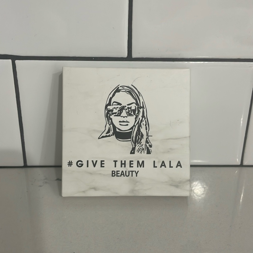 SHOWSTOPPER HIGHLIGHTER